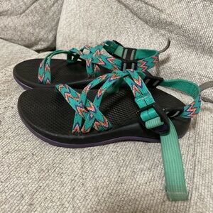 ✨Kids Chaco Sandals Size 3Y